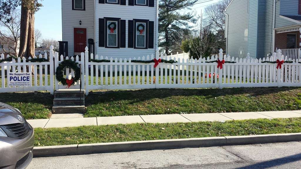 Curran Fencing LLC | 101 Sycamore Ave, Folsom, PA 19033, USA | Phone: (610) 532-4660