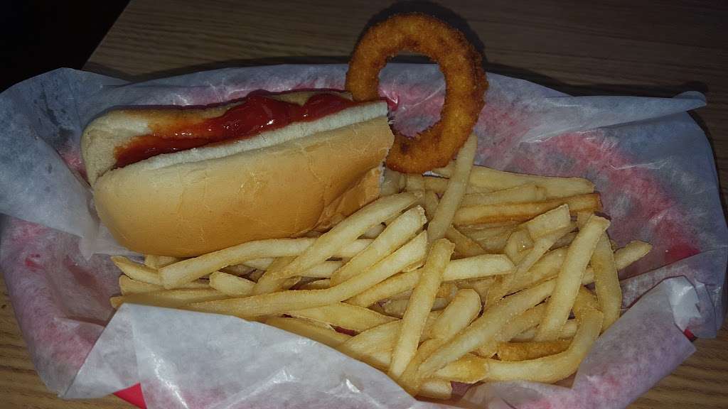 Johns Hot Dogs | 3201 147th St, Midlothian, IL 60445, USA | Phone: (708) 597-9754