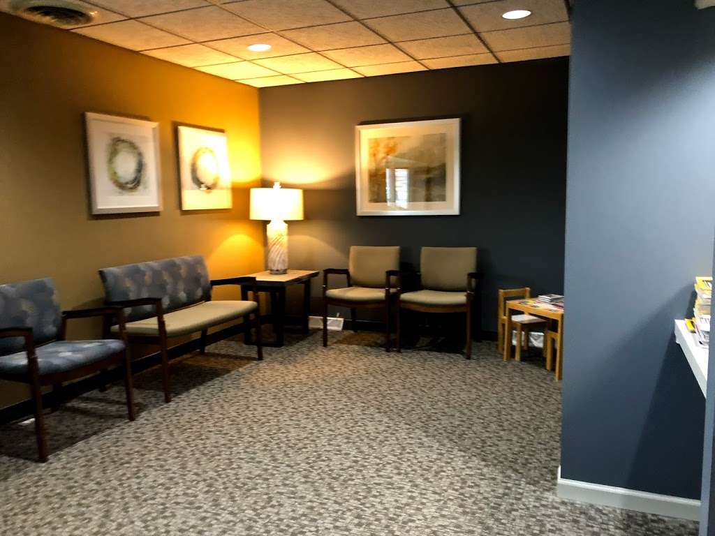 Mundelein Dental Care | 328 N Lake St, Mundelein, IL 60060 | Phone: (847) 566-5560