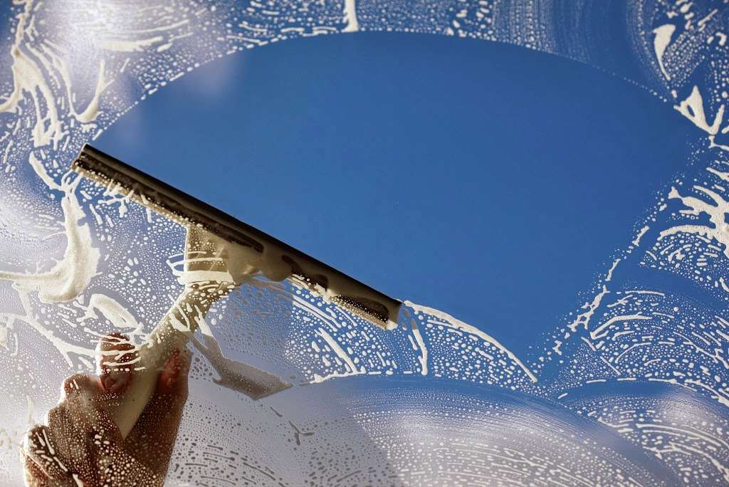 United Window Cleaning | 909 Terra View Cir, Fort Collins, CO 80525, USA | Phone: (970) 430-0548