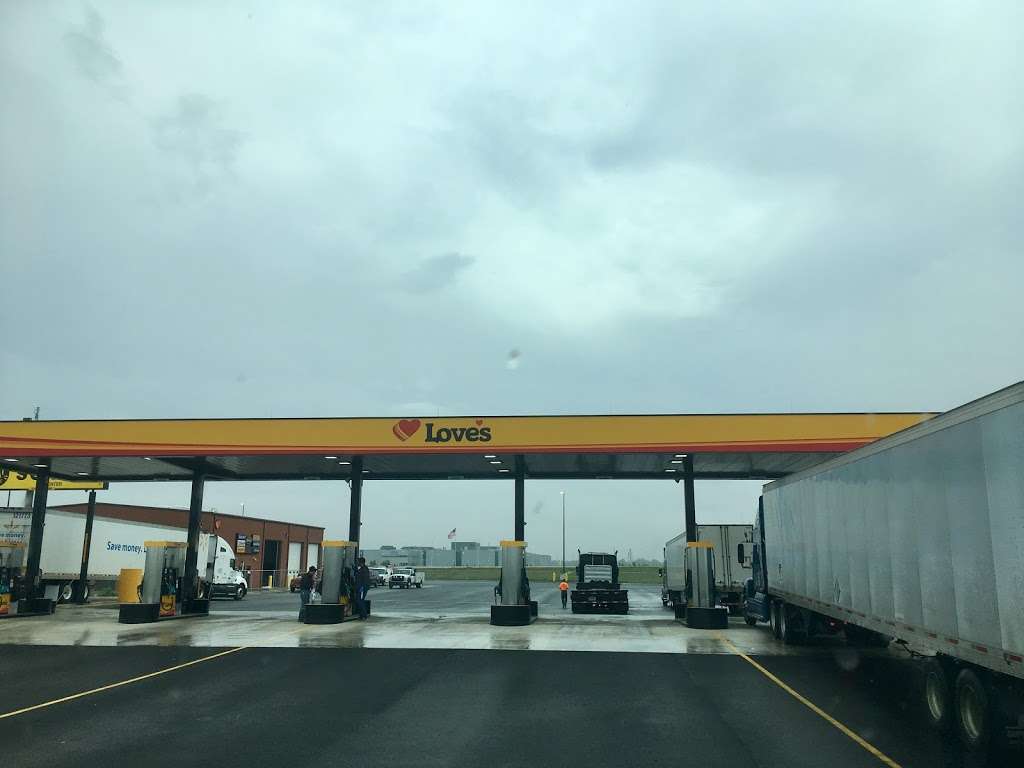 Loves Travel Stop | 1875 Campbell Crossing, Tipton, IN 46072, USA | Phone: (765) 963-4167