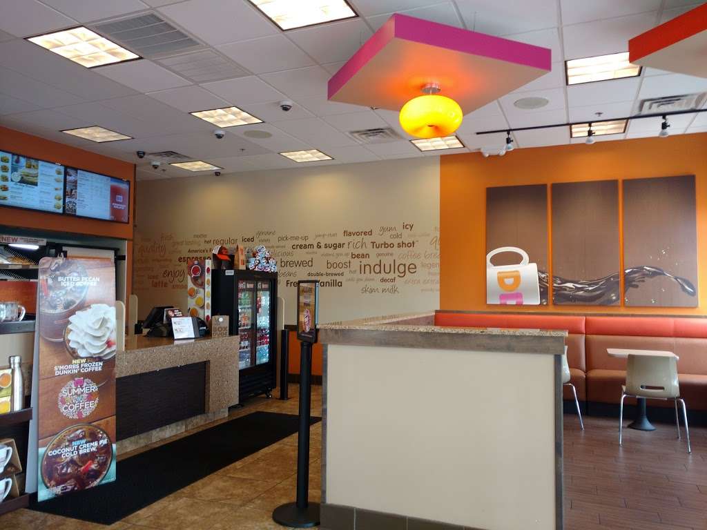 Dunkin | 8750 S Howell Ave, Oak Creek, WI 53154, USA | Phone: (414) 571-2440