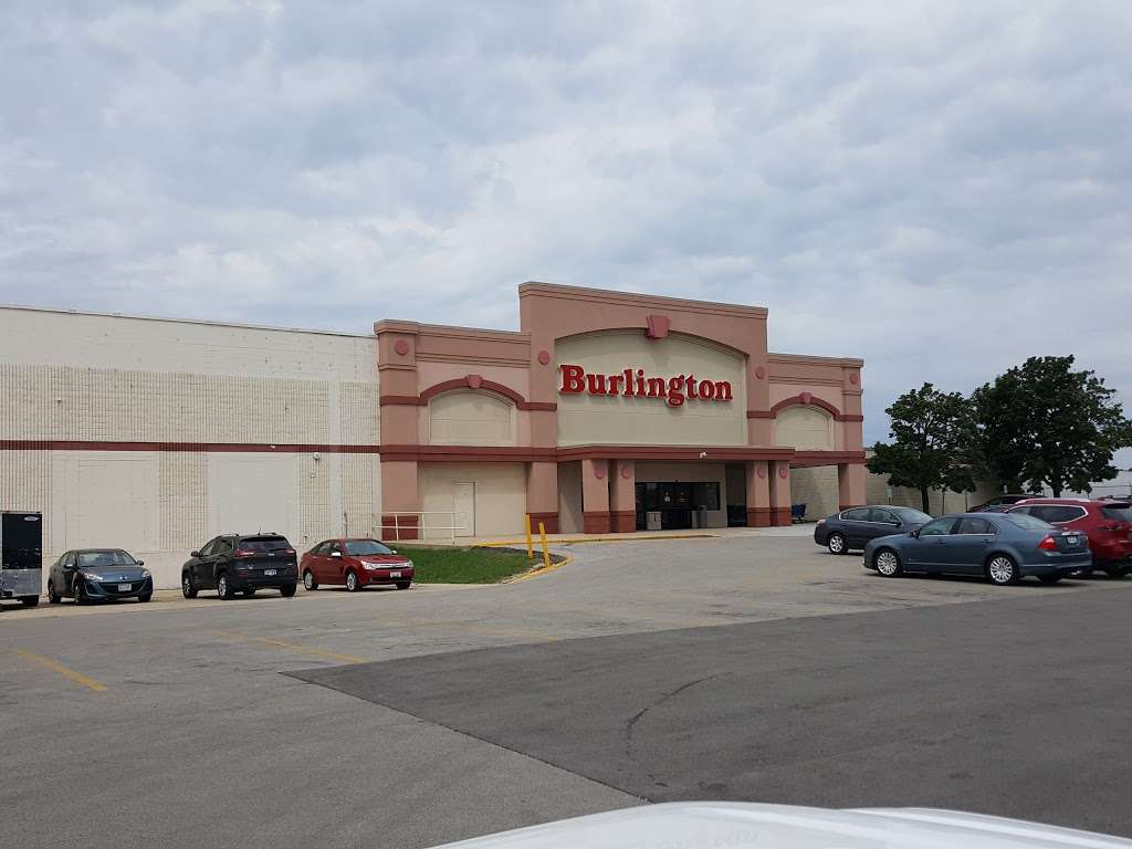 Burlington | 1501 W Zellman Ct, Milwaukee, WI 53221, USA | Phone: (414) 764-2474