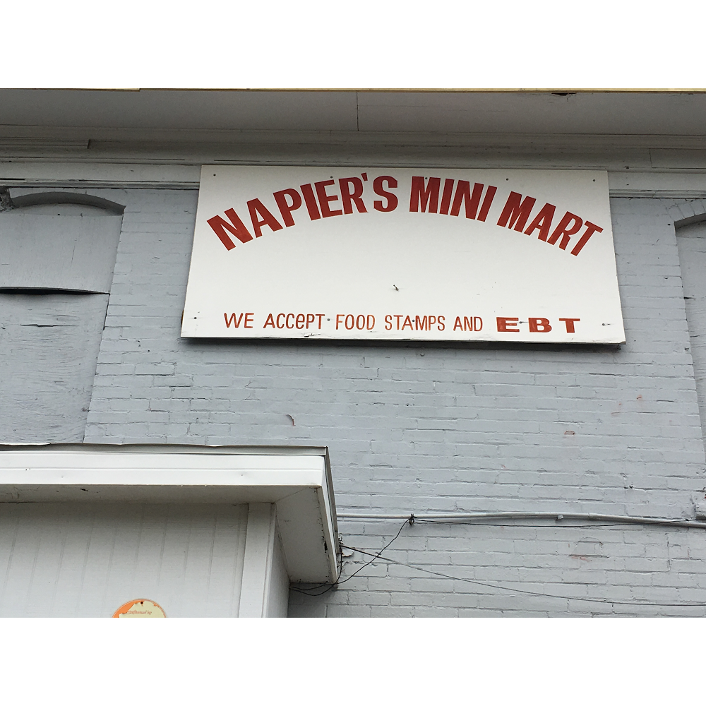 Napiers Mini Mart | 277 E Britain Ave, Benton Harbor, MI 49022, USA | Phone: (269) 925-6747