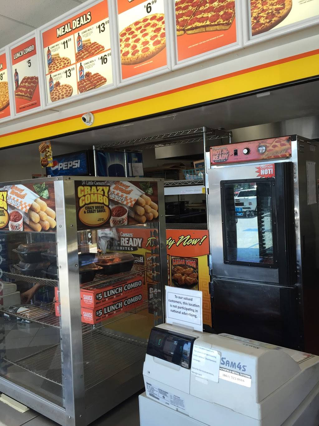 Little Caesars Pizza | 700 Airport Dr, Bakersfield, CA 93308, USA | Phone: (661) 399-4444