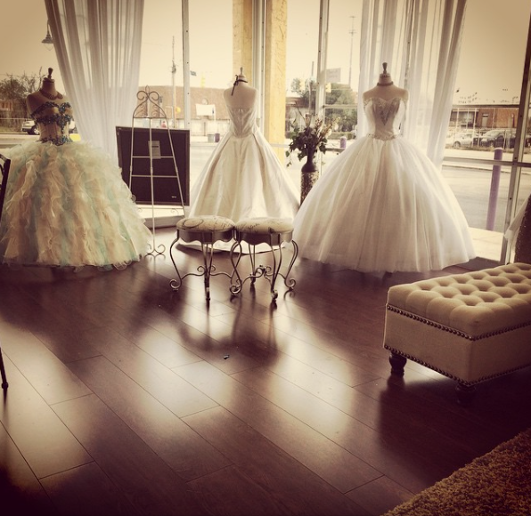 Galdinas Dresses | 1750 S General McMullen Dr # 102, San Antonio, TX 78237, USA | Phone: (210) 431-3130