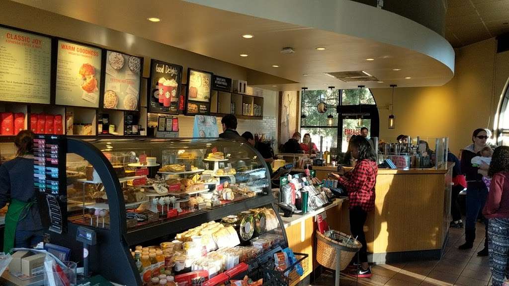 Starbucks | 3311 Market Street, Riverside, CA 92501 | Phone: (951) 782-9836