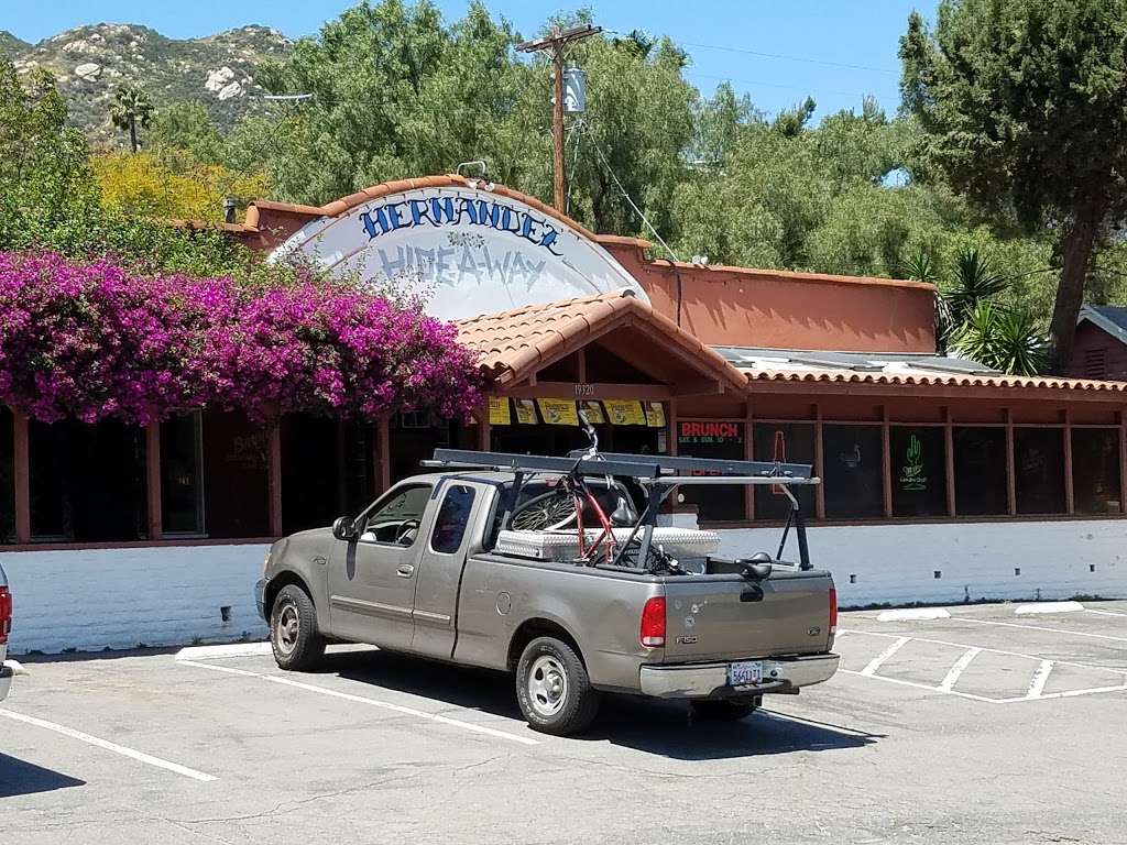 Hernandez Hideaway Restaurant | 19320 Lake Dr, Escondido, CA 92029, USA | Phone: (760) 746-1444