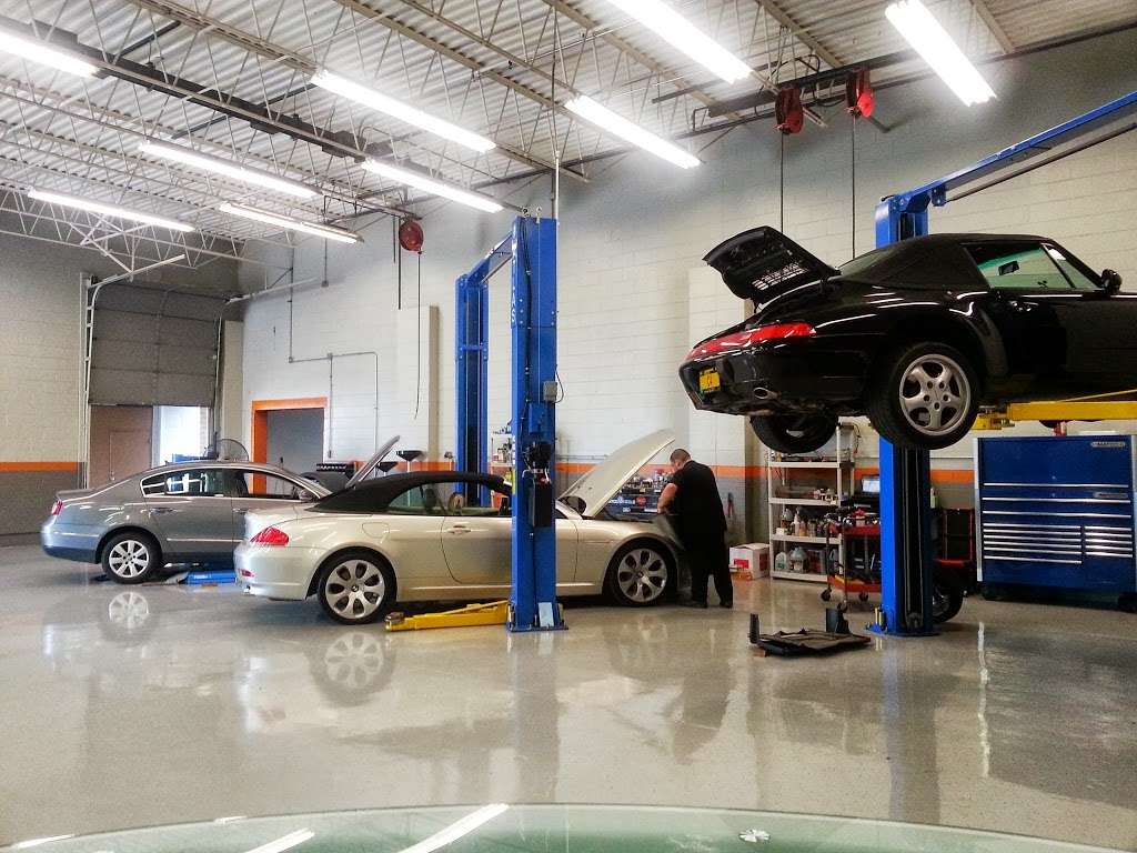 Autobahn Automotive Service | 3N505 17th St, St. Charles, IL 60174, USA | Phone: (630) 492-1258