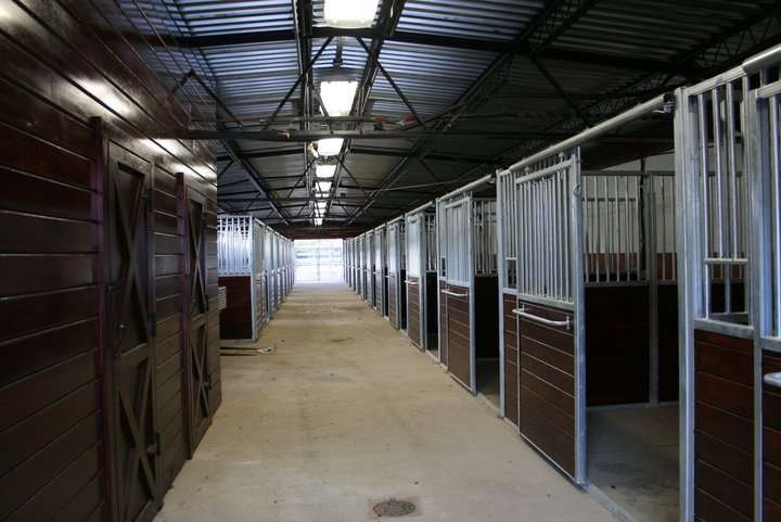 Bethpage Equestrian Center | 499 Winding Rd, Old Bethpage, NY 11804, USA | Phone: (516) 845-1000