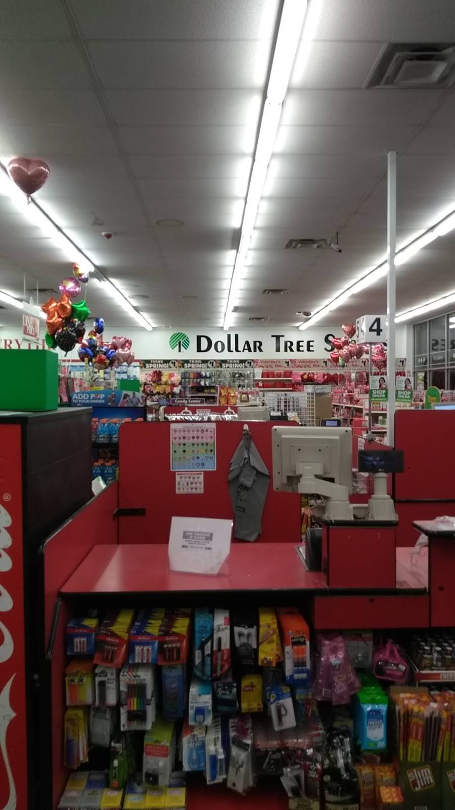 Dollar Tree | 2620 Columbus St #100, Ottawa, IL 61350 | Phone: (815) 640-9046