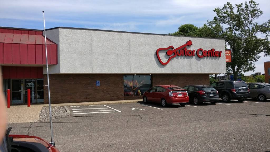 Guitar Center | 7971 Southtown Center, Bloomington, MN 55431, USA | Phone: (952) 346-1975