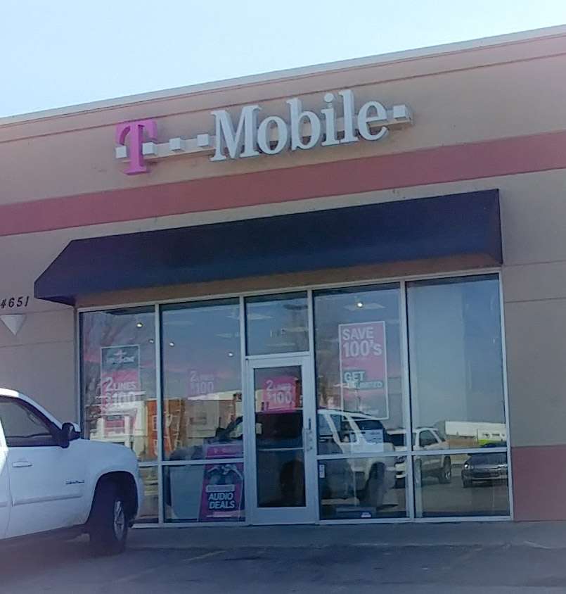 T-Mobile | 4651 W 6th St Ste 102, Lawrence, KS 66049, USA | Phone: (785) 749-1850