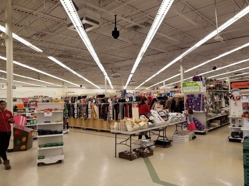 JOANN Fabrics and Crafts | 526 S, IL-59, Naperville, IL 60540, USA | Phone: (630) 357-2305