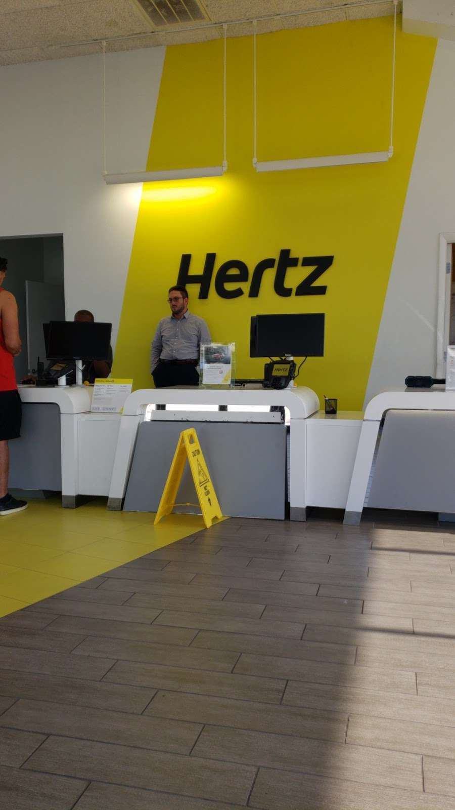 Hertz | 3703 W Colonial Dr, Orlando, FL 32808, USA | Phone: (407) 822-8110