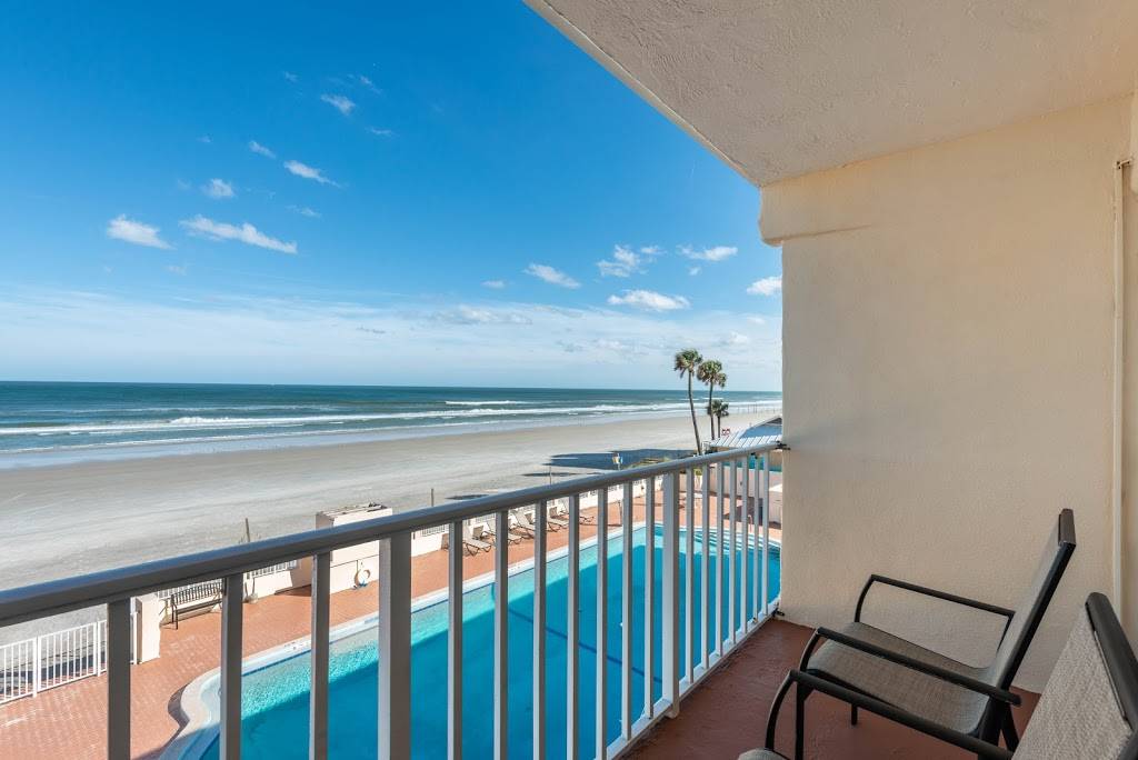 Quality Inn Daytona Beach Oceanfront | 700 N Atlantic Ave, Daytona Beach, FL 32118, USA | Phone: (386) 262-1102