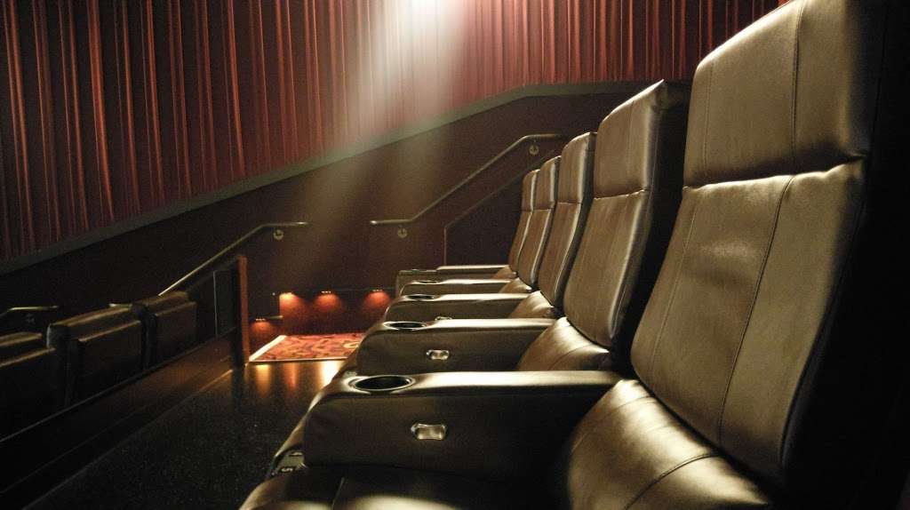 Cinemark Jess Ranch | 18935 Bear Valley Rd, Apple Valley, CA 92308, USA | Phone: (760) 247-5871