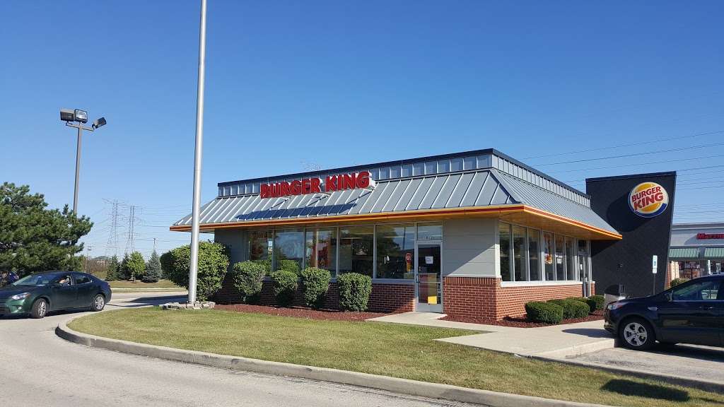 Burger King | 1012 N Rohlwing Rd, Addison, IL 60101 | Phone: (630) 705-9078