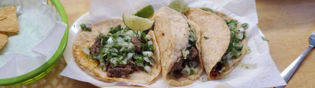 Ninas Tacos | 122 E Page St, Sycamore, IL 60178, USA | Phone: (815) 991-5336