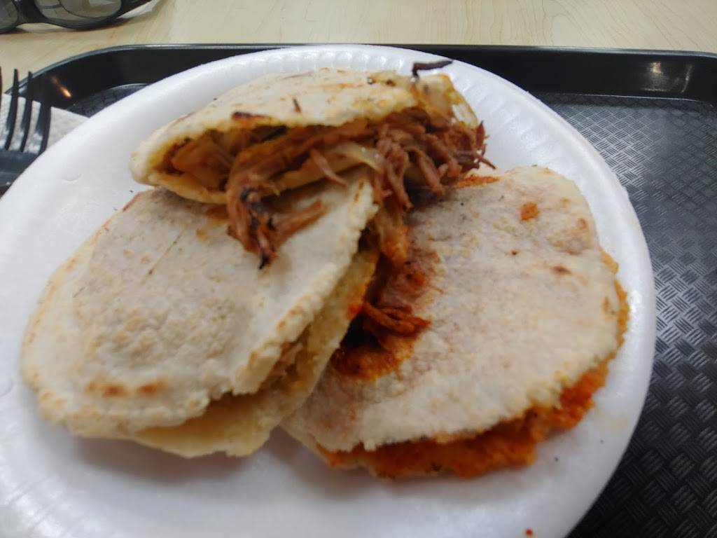 Gorditas Estilo Aguascalientes | 999 N Waterman Ave, San Bernardino, CA 92410, USA | Phone: (951) 373-0908
