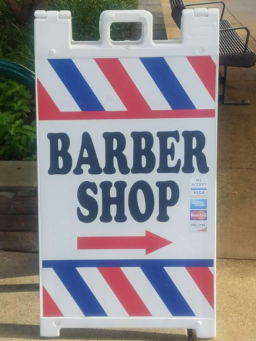 Bradlee Barber Shop | 3638 King St, Alexandria, VA 22302, USA | Phone: (703) 998-9830