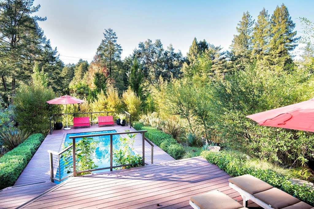 Russian River Summer Retreat | 15997 Wright Ln, Guerneville, CA 95446, USA | Phone: (707) 604-6169