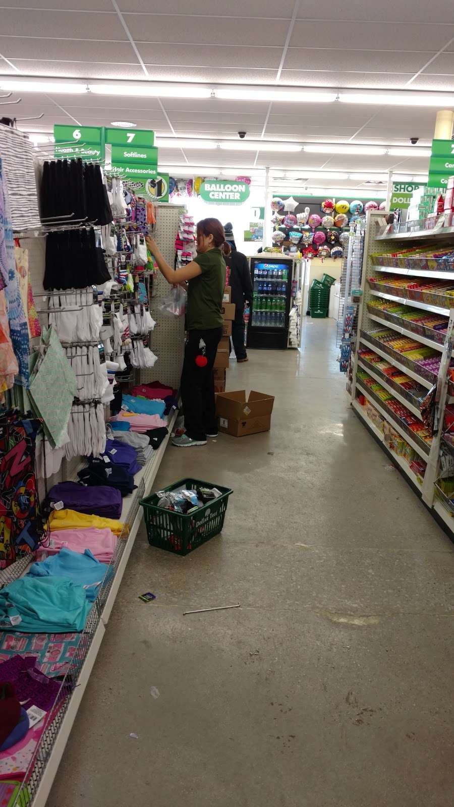 Dollar Tree | 7528 S Ashland Ave, Chicago, IL 60620, USA | Phone: (773) 488-3818