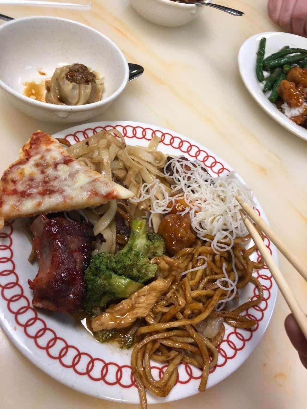 New China Buffet | 3734 S 27th St, Milwaukee, WI 53221, USA | Phone: (414) 281-2200