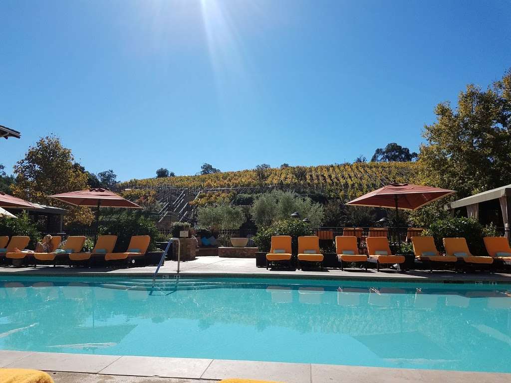 Vino Bello Resort | 865 Bordeaux Way, Napa, CA 94558, USA | Phone: (707) 251-1900