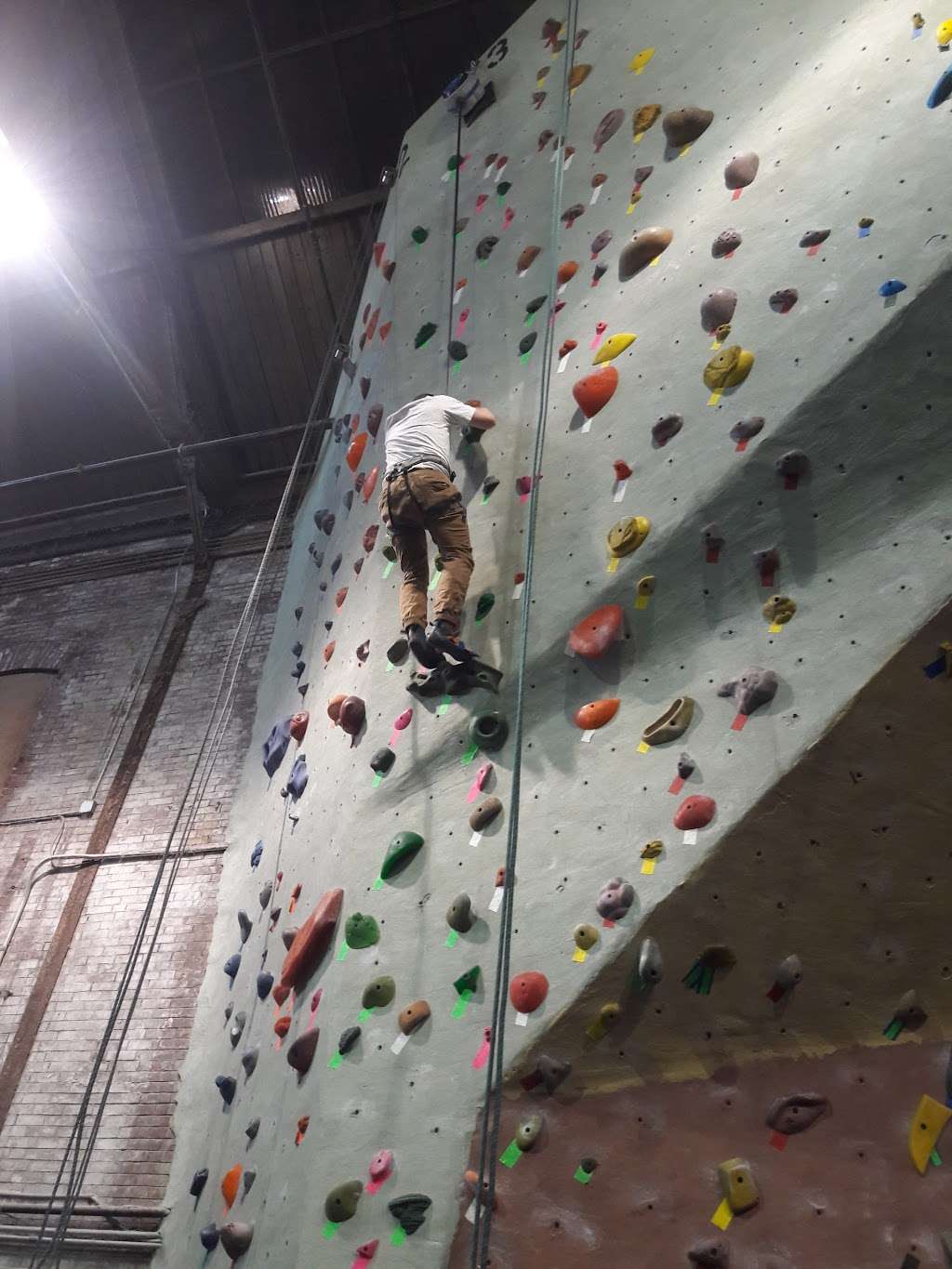 Go Vertical | 950 N Penn St, Philadelphia, PA 19123, USA | Phone: (215) 928-1800