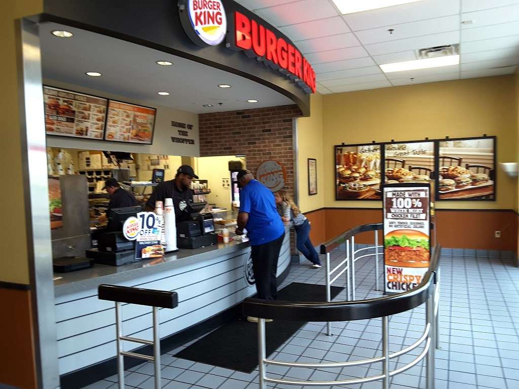 Burger King | 321 3rd St W building 1038, Universal City, TX 78148, USA | Phone: (210) 659-8729