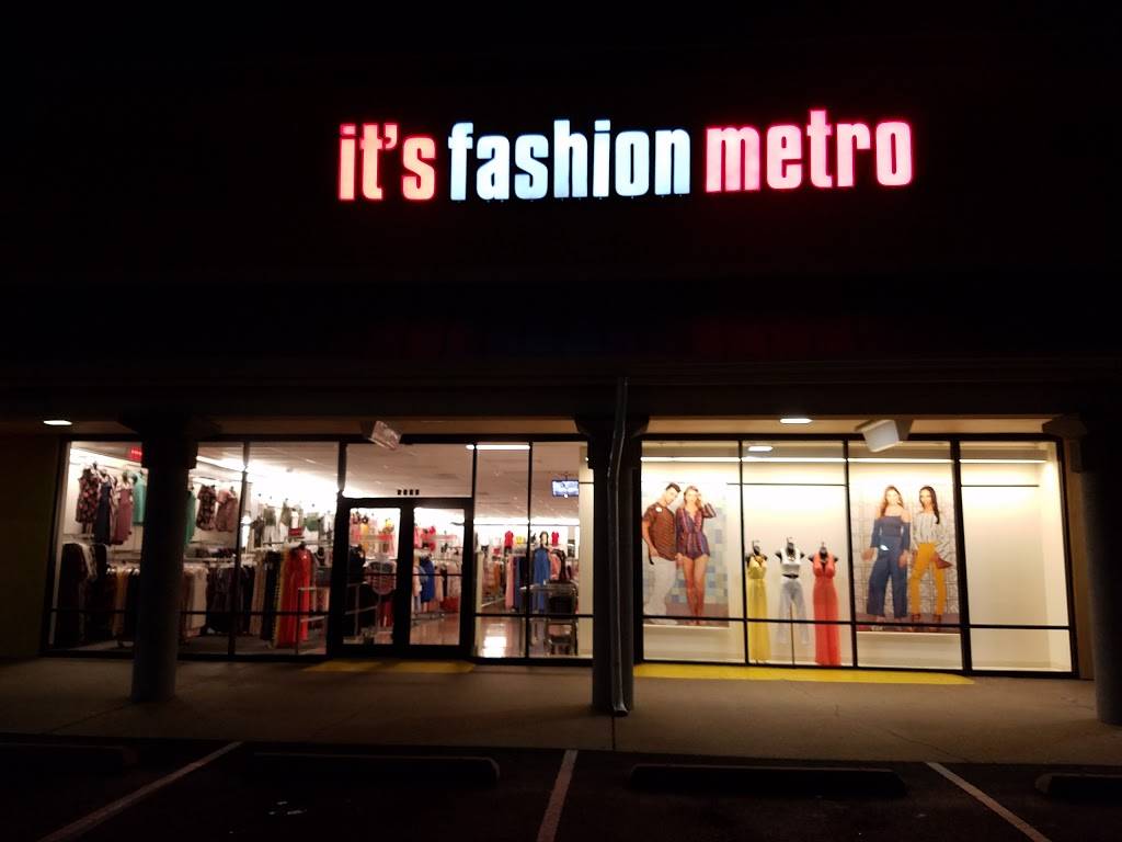 Its Fashion Metro | Roosevelt Gardens Shopping Center, 2332 E Little Creek Rd, Norfolk, VA 23518, USA | Phone: (757) 587-1933