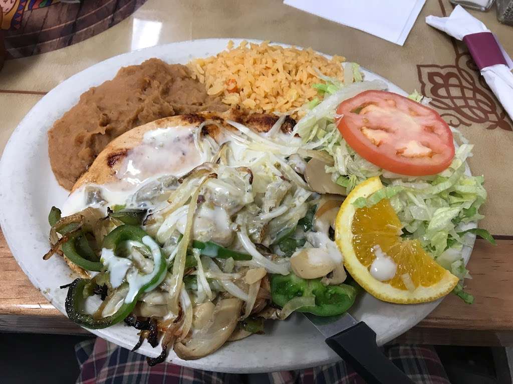 Casa Jalisco | 6846 US Hwy 87 E, San Antonio, TX 78263, USA | Phone: (210) 648-2433