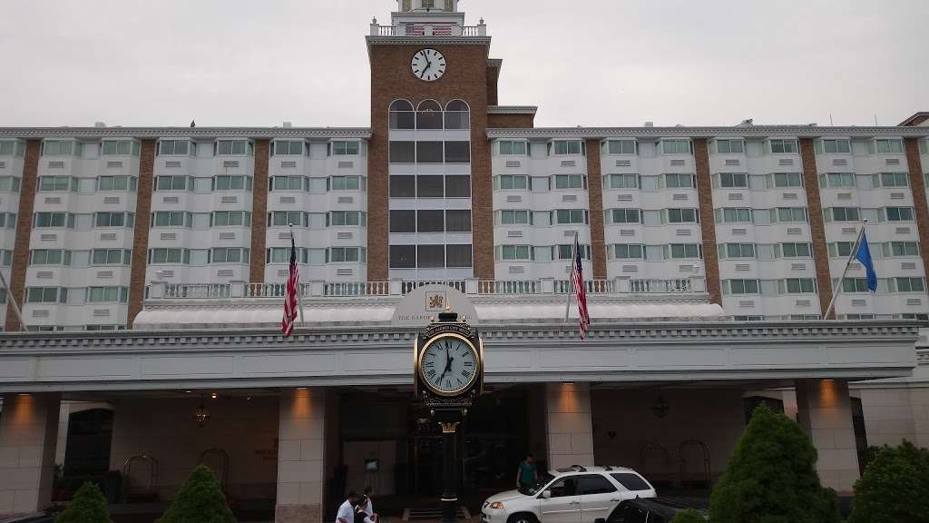 The Garden City Hotel | 45 7th St, Garden City, NY 11530, USA | Phone: (516) 747-3000