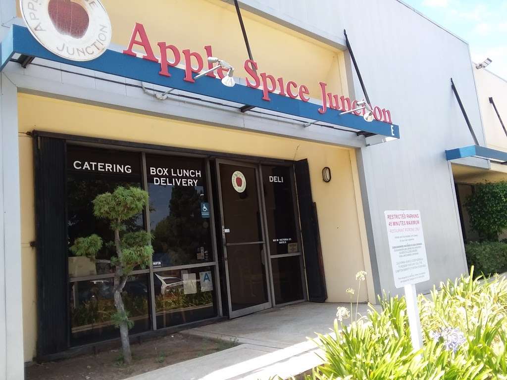 Apple Spice Junction | 801 W Victoria St, Compton, CA 90220 | Phone: (310) 885-5222