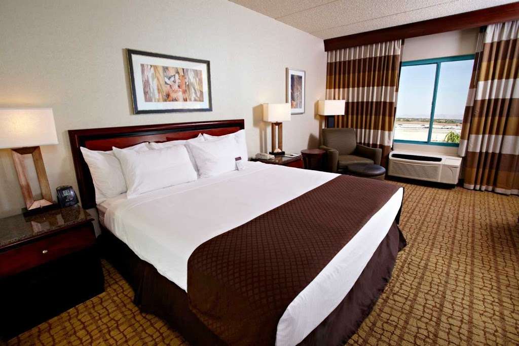 DoubleTree by Hilton Hotel Las Vegas Airport | 7250 Pollock Dr, Las Vegas, NV 89119, USA | Phone: (702) 948-4000