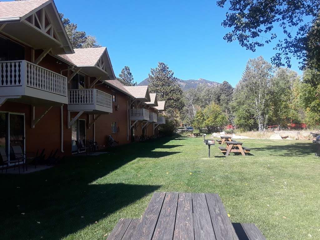 Riverview Pines | 1150 W Elkhorn Ave, Estes Park, CO 80517, USA | Phone: (970) 586-3627