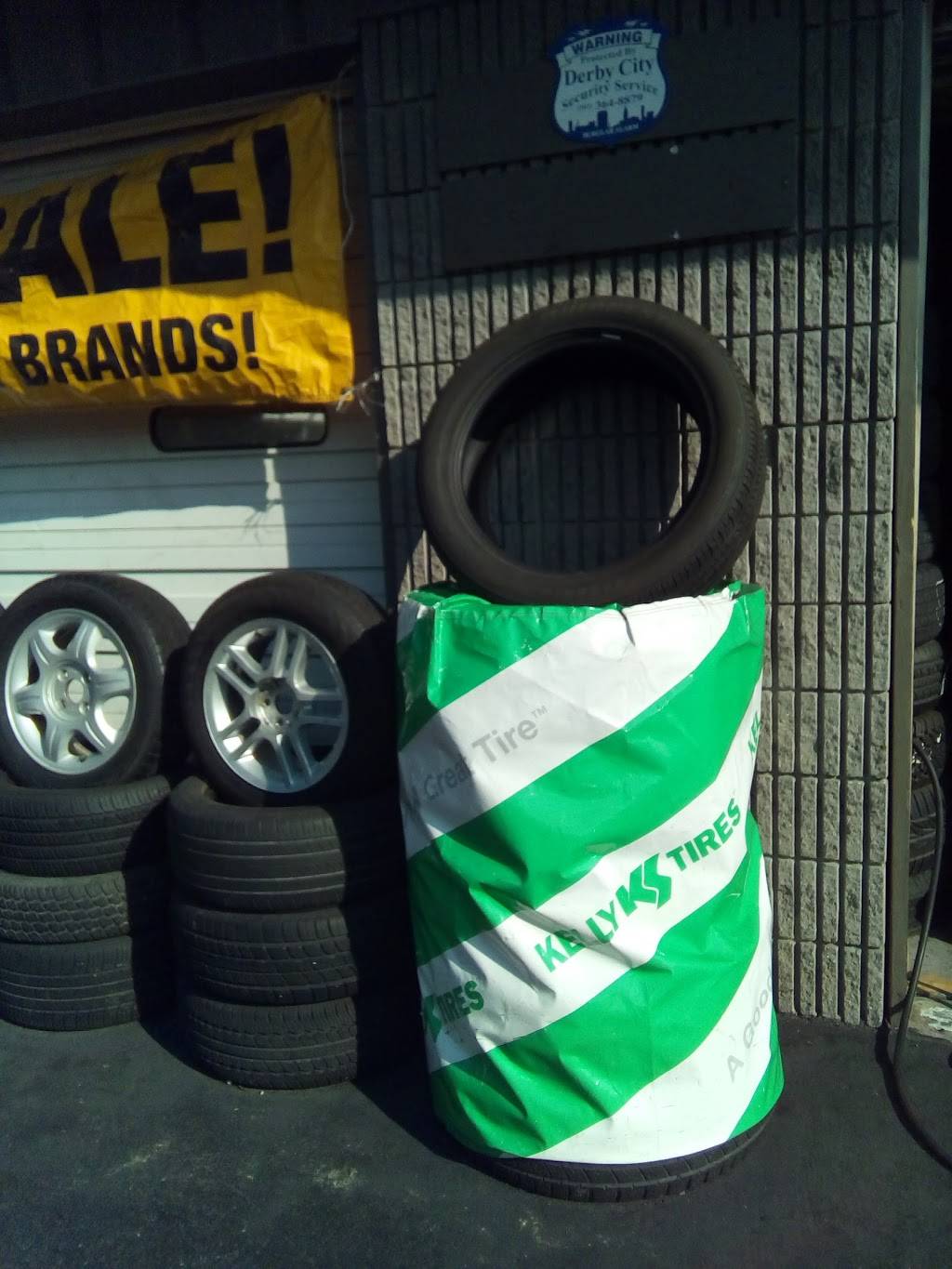 Discount Tires Used & New | 7739 St Andrews Church Rd, Louisville, KY 40214, USA | Phone: (502) 933-8090