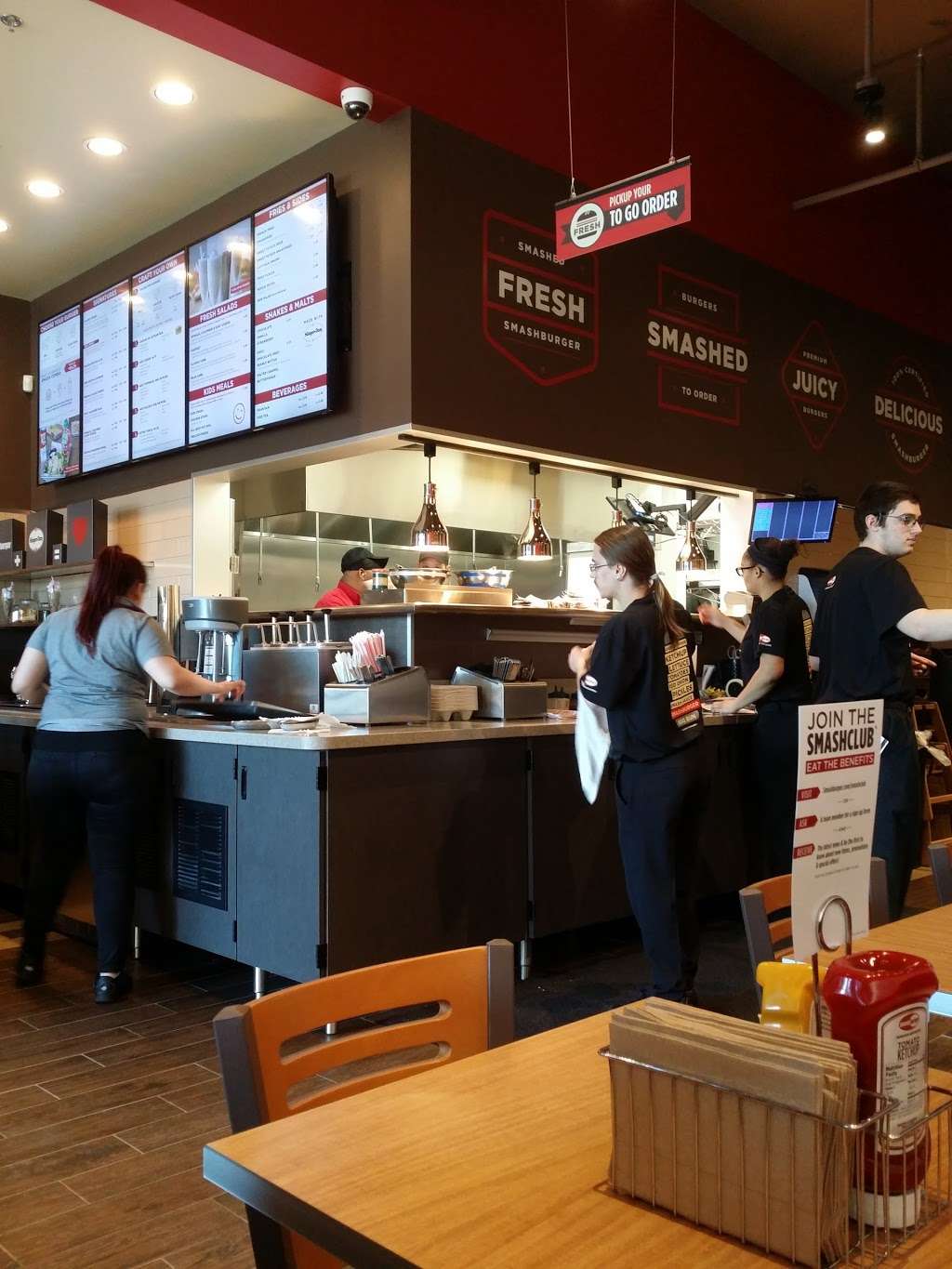 Smashburger | 3150 US-22, Branchburg, NJ 08876, USA | Phone: (908) 524-0099