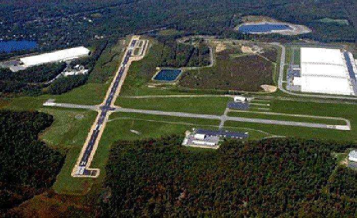 Pocono Mountains Municipal Airport | 188 Airport Dr, Tobyhanna, PA 18466, USA | Phone: (800) 321-5890