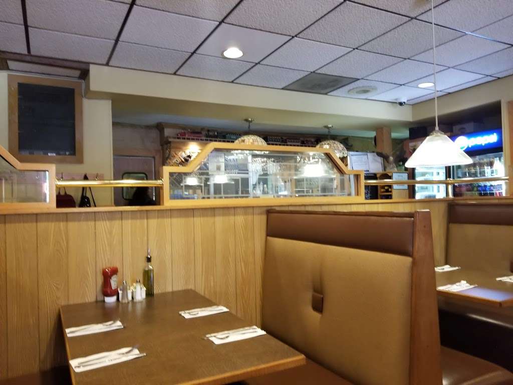 Schades | 457 Main St, Highland Falls, NY 10928, USA | Phone: (845) 446-2626