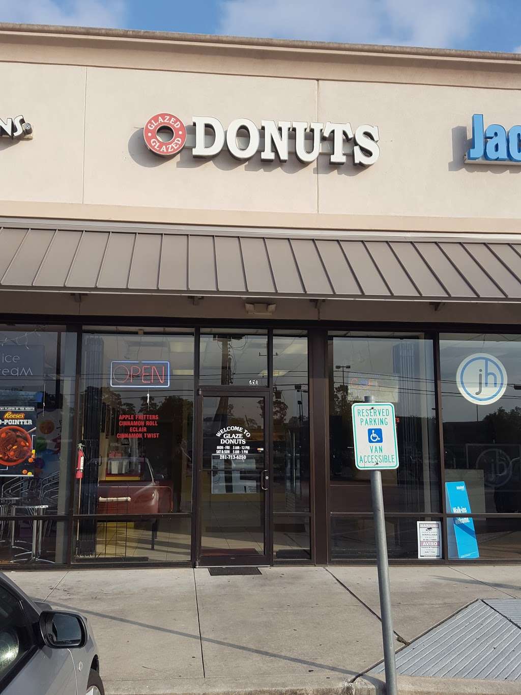 Glaze Donuts | 3809 Atascocita Road, Humble, TX 77396 | Phone: (281) 713-6250