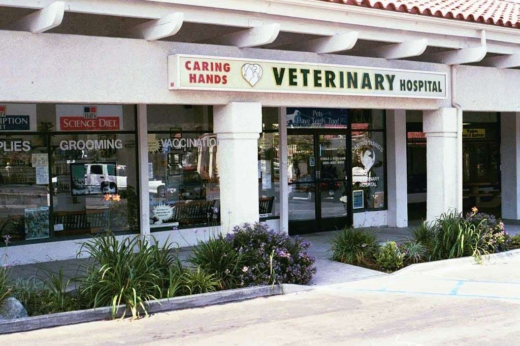 Caring Hands Veterinary Hospital | 1020 E Avenida De Los Arboles, Thousand Oaks, CA 91360, USA | Phone: (805) 492-4951