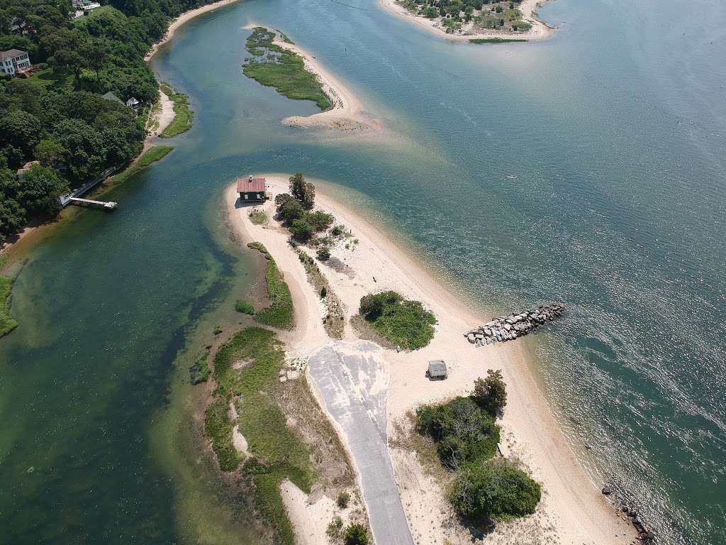 West Meadow Wetlands Reserve | 44 W Meadow Ln, Stony Brook, NY 11790, USA