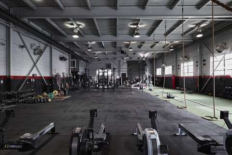 East Coast / West Coast Strength Speed & Conditioning | 645 Industrial Rd, Carlstadt, NJ 07072 | Phone: (201) 596-4626