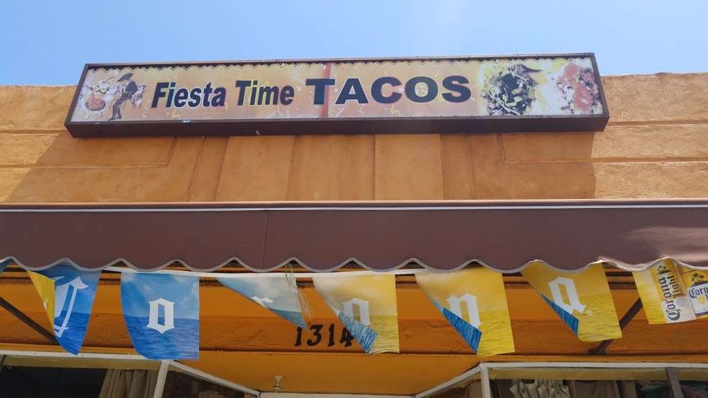 Fiesta Martin Tacos | 1314 N La Brea Ave, Inglewood, CA 90302, USA | Phone: (310) 672-1314