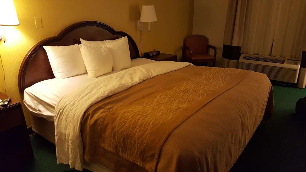 Quality Inn - Stephens City/Winchester South | 167 Town Run Ln, Stephens City, VA 22655, USA | Phone: (540) 869-6500