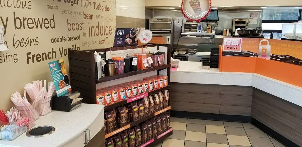 Dunkin Donuts | 201 S Dupont Hwy, New Castle, DE 19720, USA | Phone: (302) 322-6565