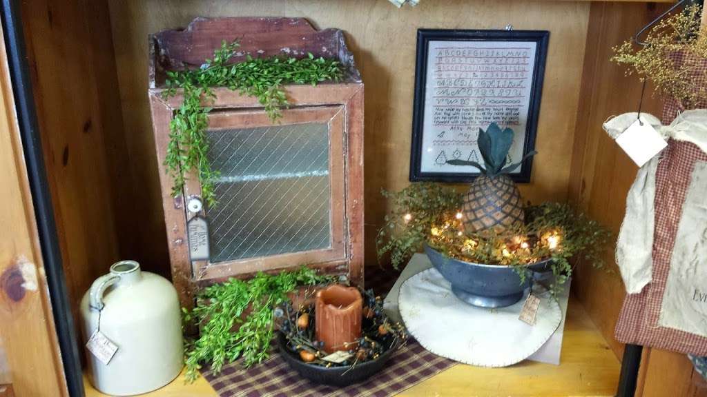 At Home Primitives | 14802 N Franklinville Rd, Thurmont, MD 21788, USA | Phone: (301) 271-2524