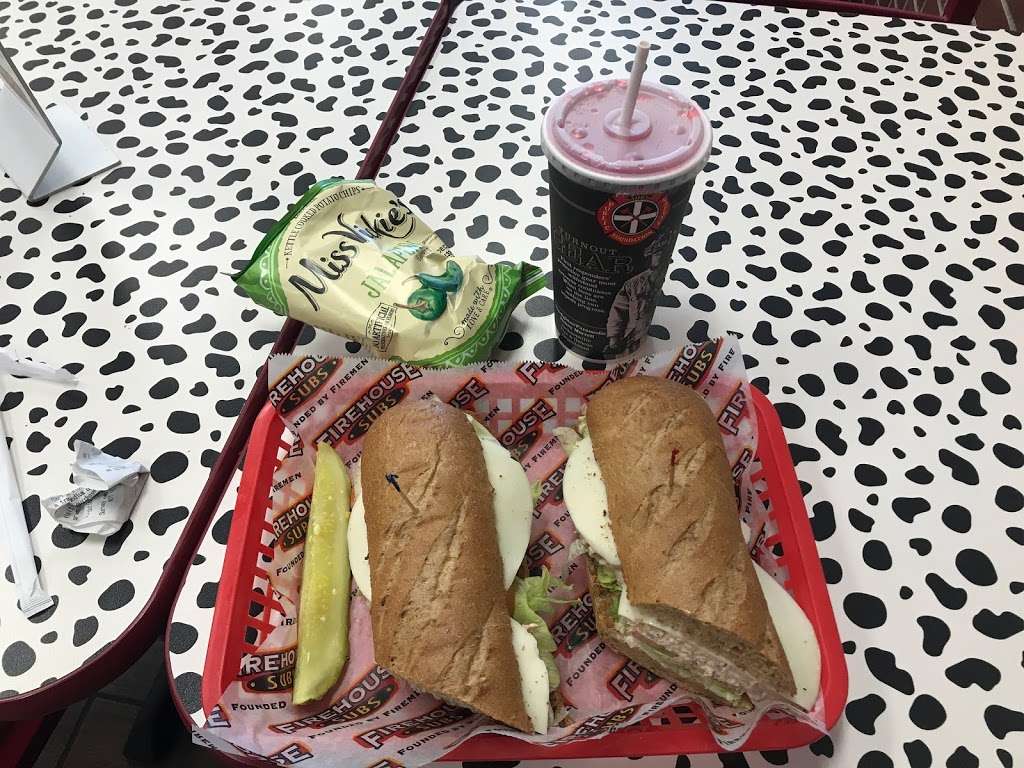 Firehouse Subs | 1902 Lincoln Blvd ste b, Santa Monica, CA 90405, USA | Phone: (310) 392-0303